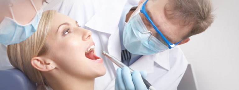 Tratamento de canal não dói nem escurece os dentes